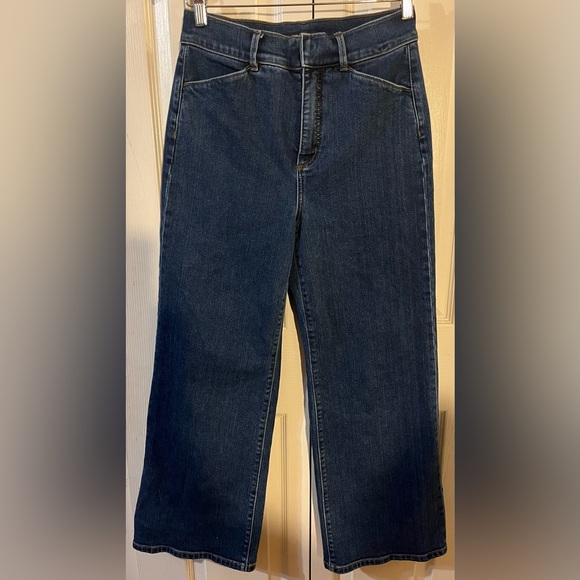Ann Taylor The Trouser Jeans Wide Leg Relaxed Fit Dark Rinse Size 4 Petite - Picture 3 of 9